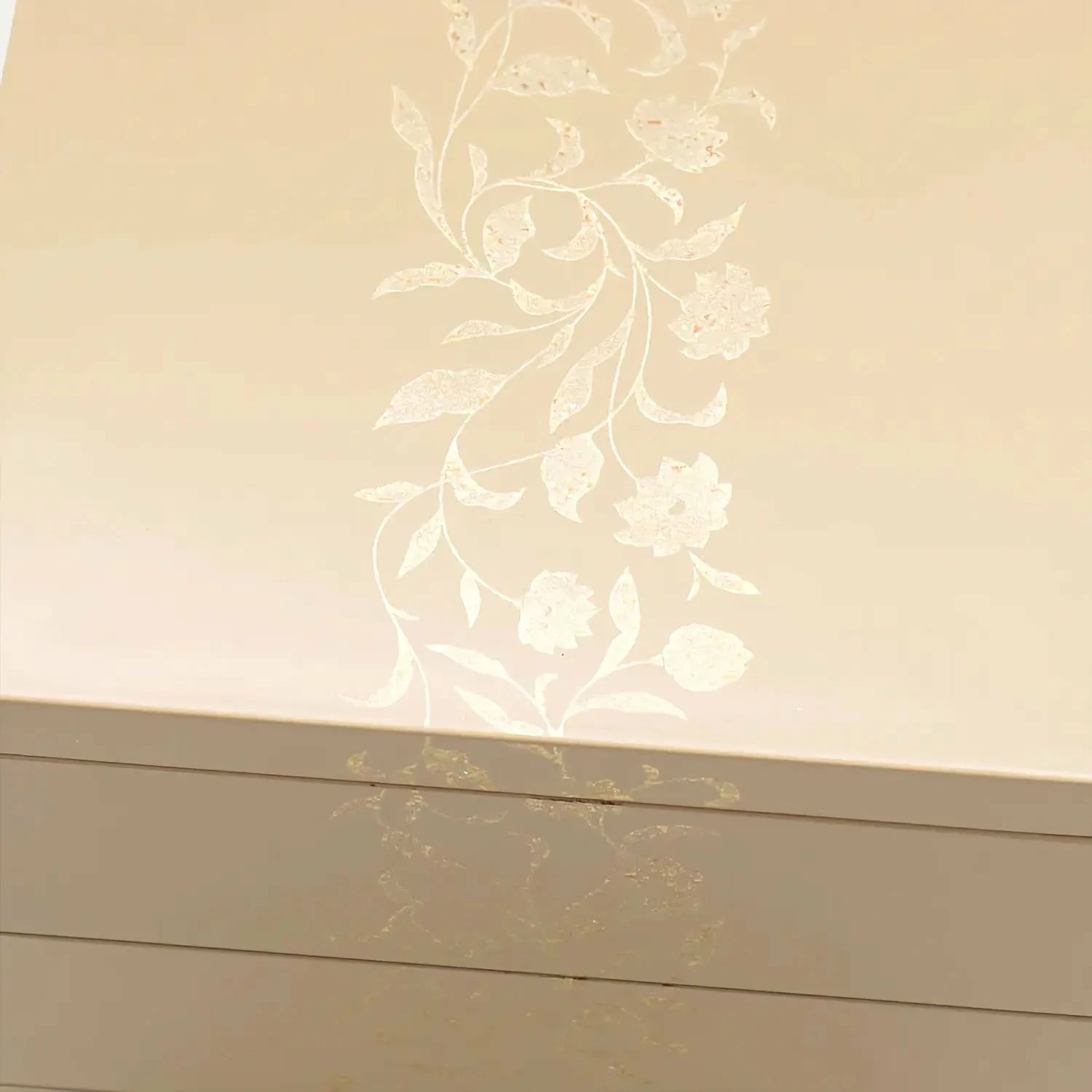 Echizen Shikki Art Deco Synthetic Resin 3-Tier Jubako Box 5 Echizen Shikki Art Deco Synthetic Resin 3-Tier Jubako Box - Image 5