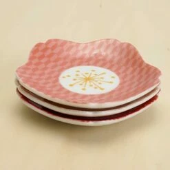 HAREKUTANI Porcelain Sakura Plate Set (3 Plates) -Global Kitchen Japan Shop HAREKUTANIPorcelainSakuraPlateSet 3Plates 4