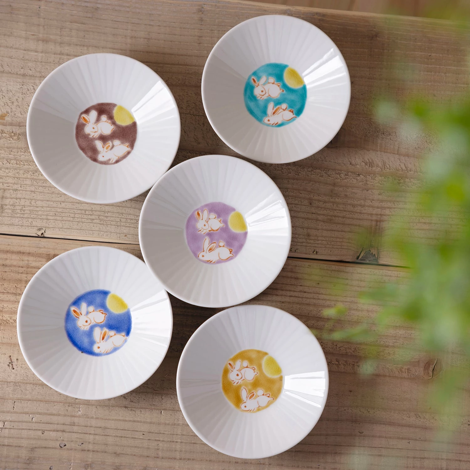 Kutani Ware Porcelain Shallow Bowl Moon Rabbit 2 Kutani Ware Porcelain Shallow Bowl Moon Rabbit - Image 2