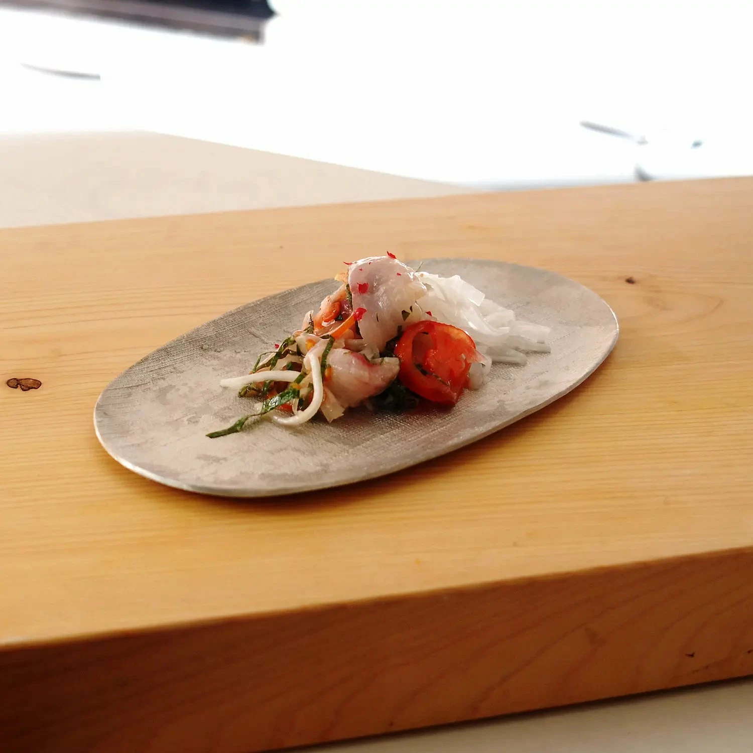 Nousaku Tinware Medium Long Plate NUNOME 3 Nousaku Tinware Medium Long Plate NUNOME - Image 3