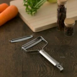 Kai Seki Magoroku Stainless Steel Peeler -Global Kitchen Japan Shop SekiMagorokuStainlessSteelPeelerDH3301 6 4ac5a632 a4b8 456d 985b 1dc7cb783233
