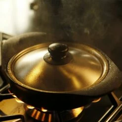 Sori Yanagi Cast Iron Induction Shallow Casserole 22cm With Stainless Steel Lid 9 Sori Yanagi Cast Iron Induction Shallow Casserole 22cm With Stainless Steel Lid -Global Kitchen Japan Shop SoriYanagiCastIronInductionShallowCasserole22cmwithStainlessSteelLid 4