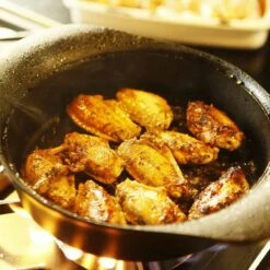 Sori Yanagi Cast Iron Induction Shallow Casserole 22cm With Stainless Steel Lid 11 Sori Yanagi Cast Iron Induction Shallow Casserole 22cm With Stainless Steel Lid -Global Kitchen Japan Shop SoriYanagiCastIronInductionShallowCasserole22cmwithStainlessSteelLid 6