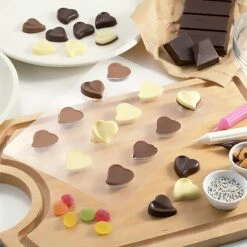 TIGERCROWN PET Resin Curvy Heart Chocolate Mold 11 TIGERCROWN PET Resin Curvy Heart Chocolate Mold -Global Kitchen Japan Shop TigercrownPETResinCurvyHeartChocolateMold 6