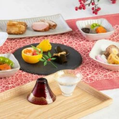 Toyo Sasaki Glass Mount Fuji Glass Red And White With Gold Sake Cup 6 Toyo Sasaki Glass Mount Fuji Glass Red And White With Gold Sake Cup -Global Kitchen Japan Shop ToyoSasakiGlassMountFujiGlassRedandWhitewithGoldSakeCup 3