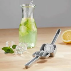 WestMark Aluminium Ice Crusher -Global Kitchen Japan Shop WestMarkAluminiumIceCrusher 4