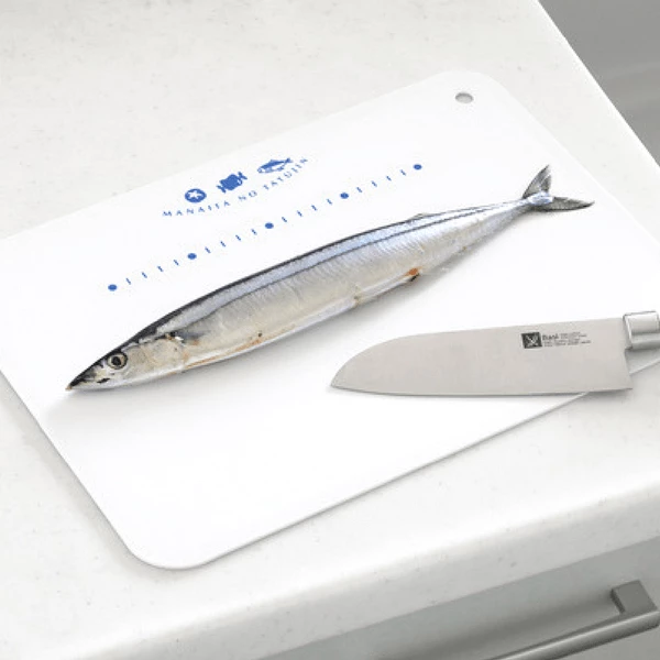 Kawasaki Elastomer Anti-Slip Embossed Flexible Reversible Cutting Board 2 Kawasaki Elastomer Anti-Slip Embossed Flexible Reversible Cutting Board - Image 2